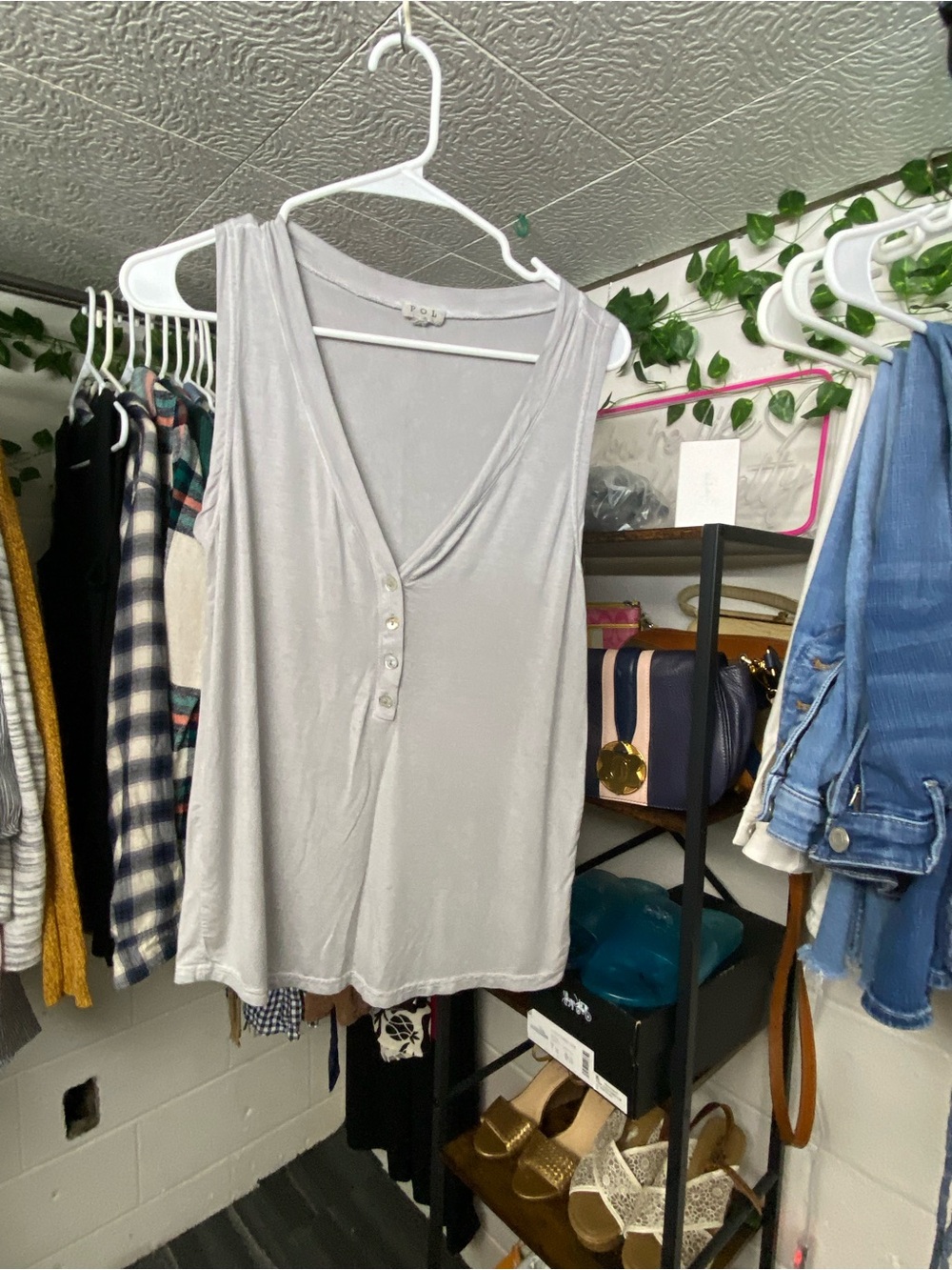 POL Sleeveless V-Neck Button Tank Top - Light Gray